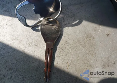 2018 Nissan Versa 1.6 S+ z USA, uszkodzony, nr VIN 3N1CN7AP0JL866727